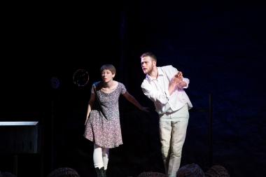 Suvelavastuses on laval elav muusika, 200 kartulikorvi ja eesti küla lugu